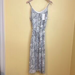Sienna Sky | NWT Black White Palm Leaf Tropical Surplice Button Maxi Dress M